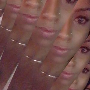 Meet your Posher, Dianellie